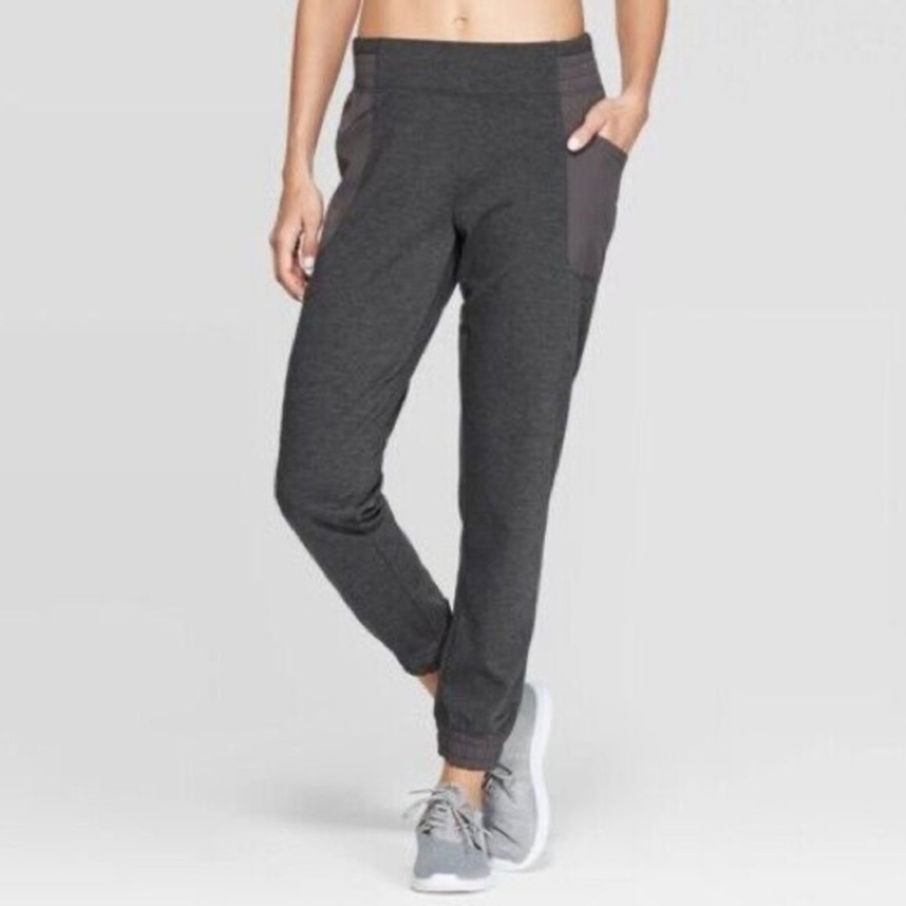 C9 BY CHAMPION Gray Jogger Pants Size Medium Casual‎